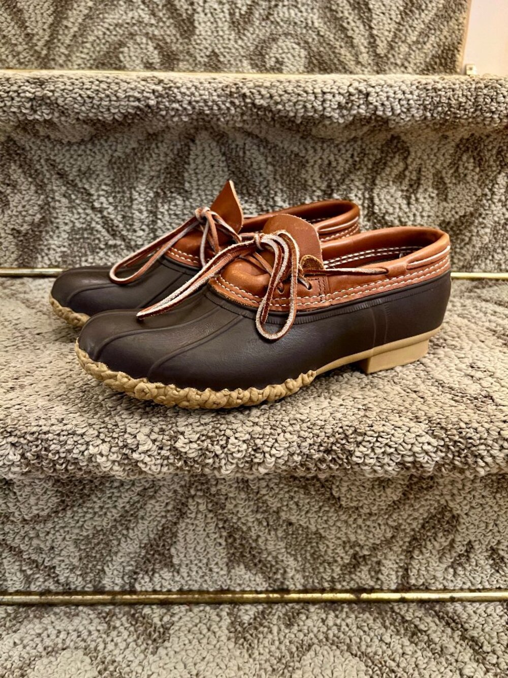 Womens L.L. Bean Brown Tan Rubber Moc Low Top Boot Shoes Size 10 N Narrow